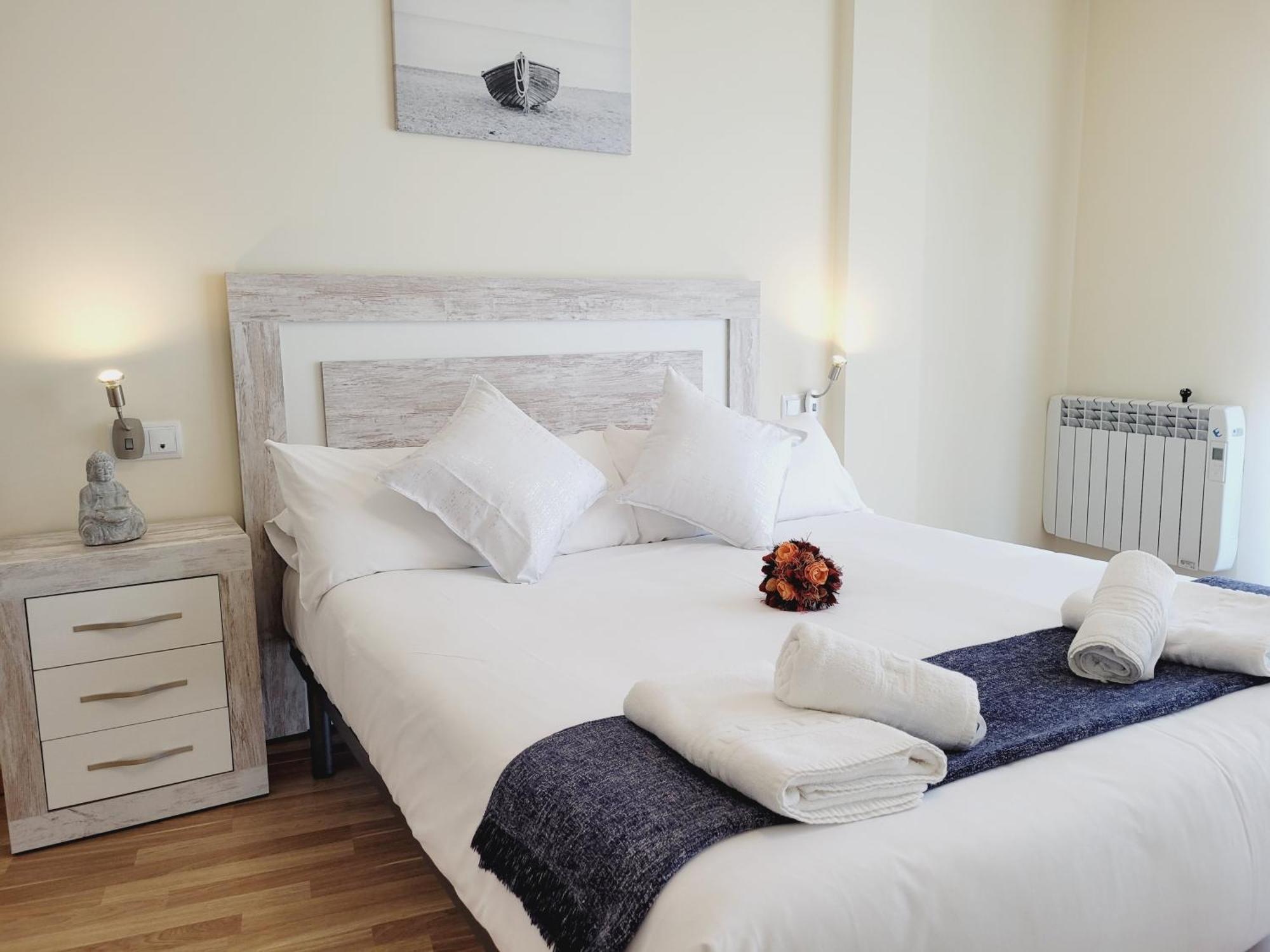 Guest House Ainsa Pirineos Rum bild